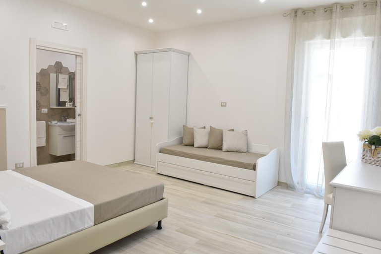Bedroom 2, Finestre sul Borgo, Bari