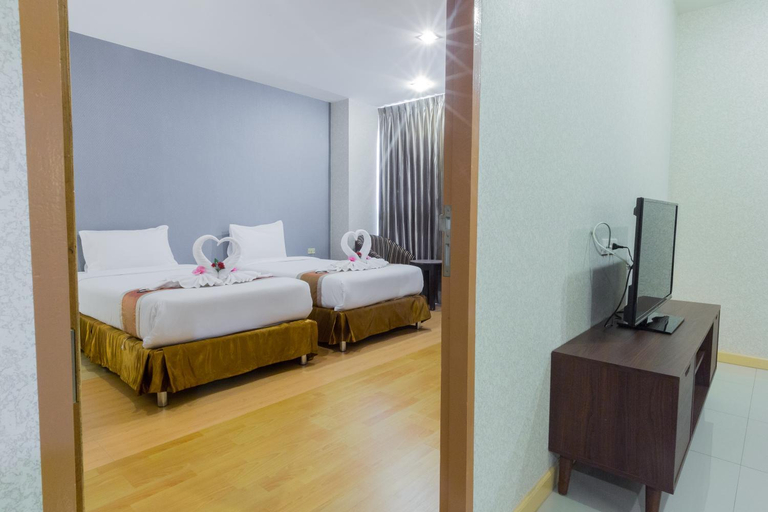 Bedroom 6