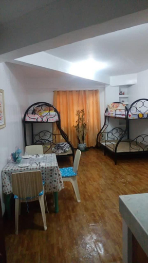 EKONUMI ROOMS at Moonwalk Paranaque, Parañaque