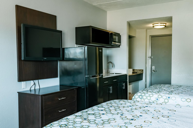 Bedroom 3, HomeTowne Studios San Antonio – Seaworld/Northwest, Bexar