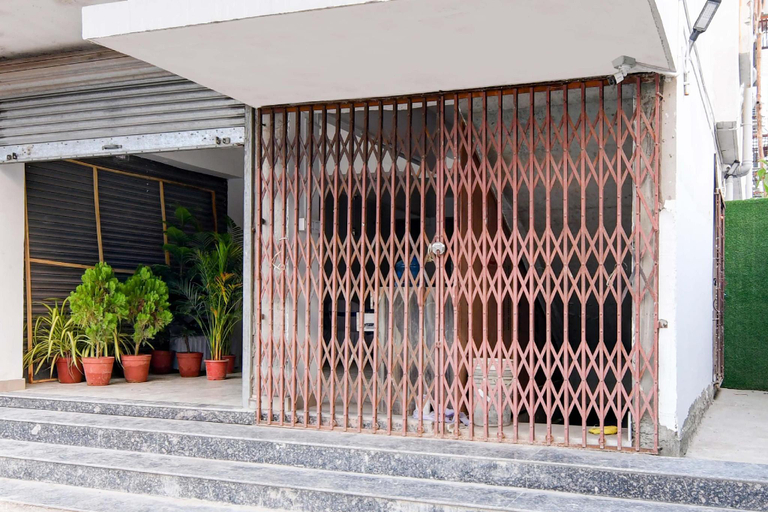 Others 5, Hotel O The Crown, North 24 Parganas