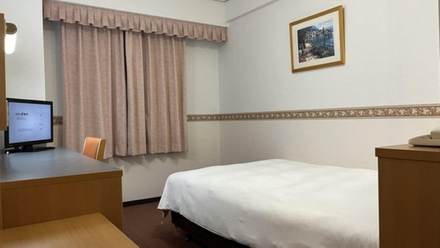 Bedroom 5, Hotel Alpha-One Niigata, Niigata