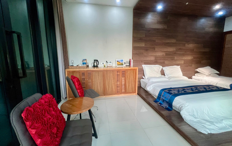 Bedroom 13