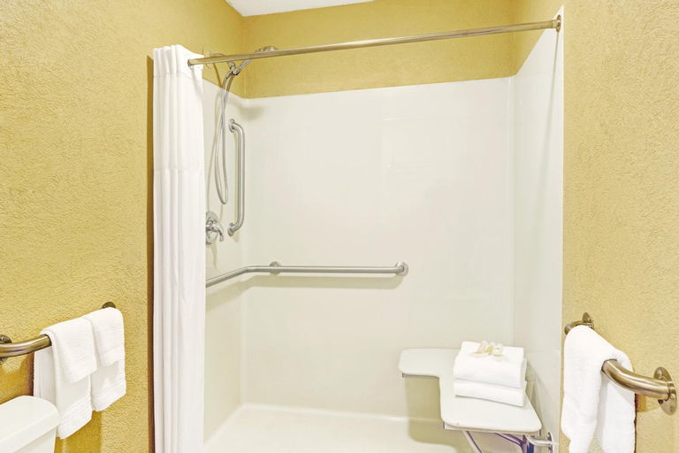 Bathroom 3