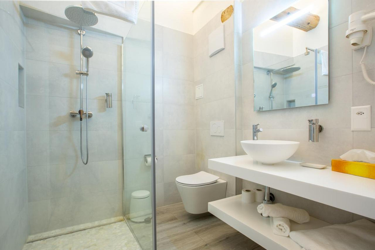 Bathroom 4