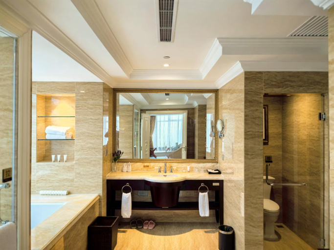 Bathroom 8