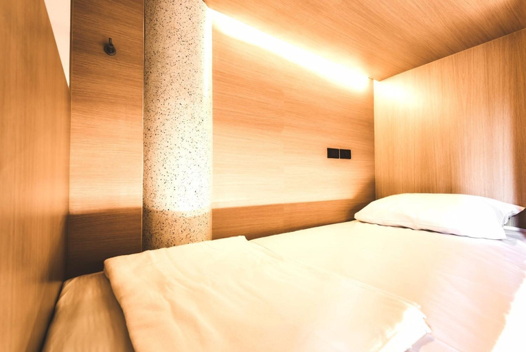 Bedroom 12