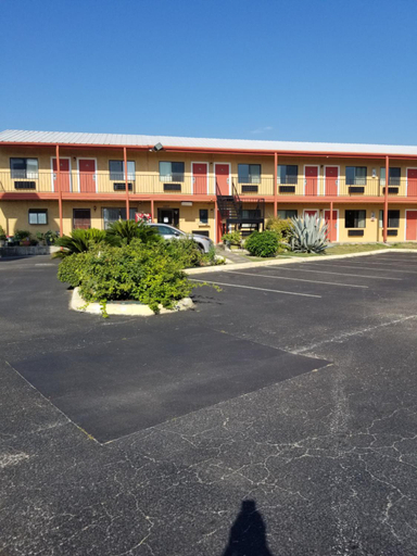 Public Area 3, San Marcos Inn, Hays