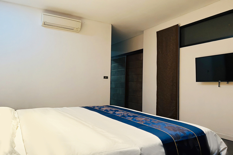 Bedroom 18