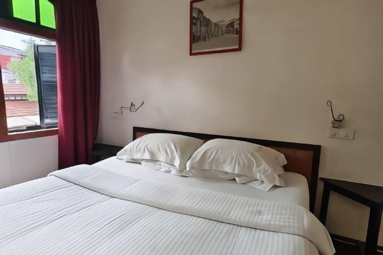 Bedroom 30