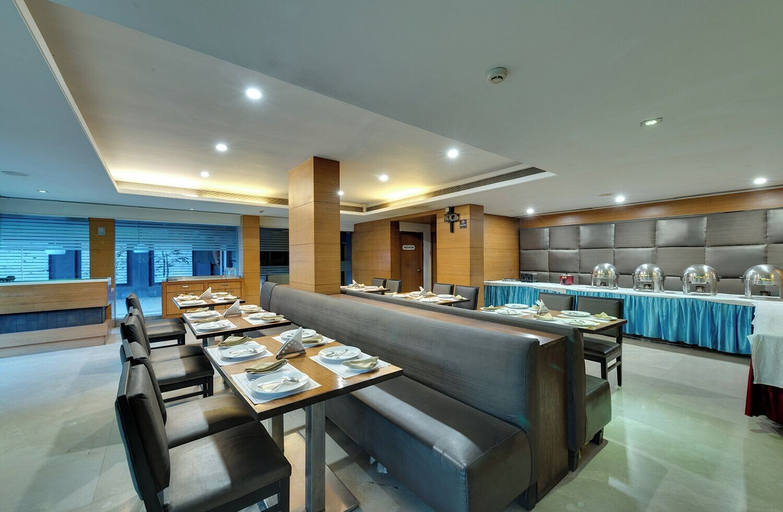 Food & Drinks 5, The Fern Residency Pune, Woodland, Series by Marriott, Pune