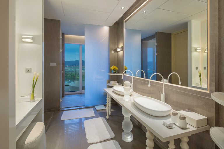 Bathroom 4