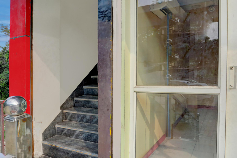 Others 5, Hotel O Elibrista, Meerut