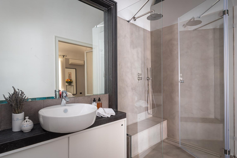 Bathroom 3, B&B Sant'Agostino, Palermo
