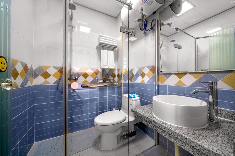 Bathroom 3, XinQihang Hotel Harbin Taiping Airport, Harbin