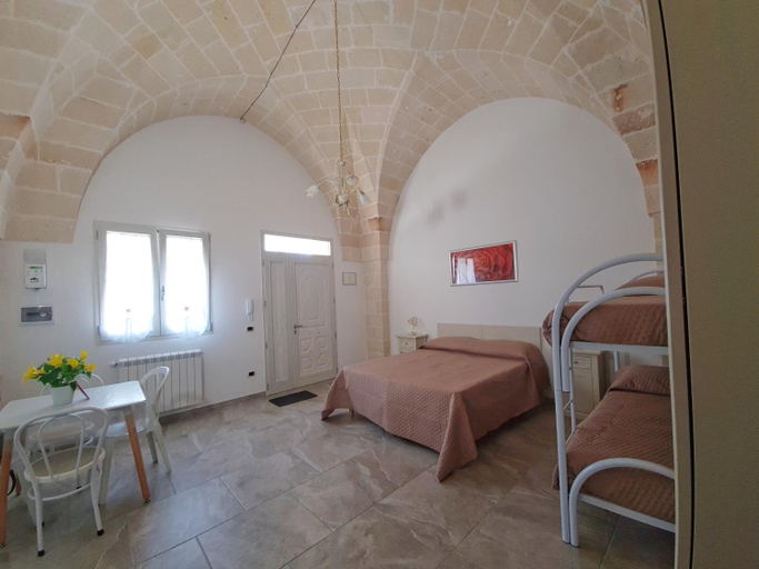 Others 4, Casa Vacanza Fontana, Taranto