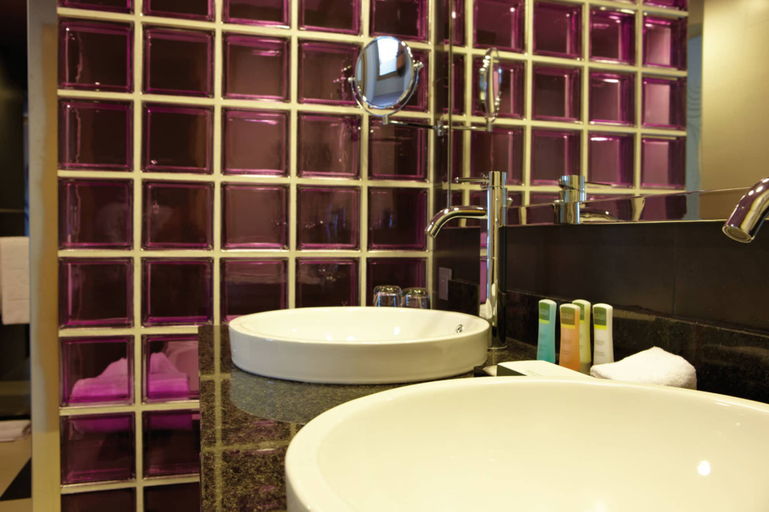 Bathroom 4, Riu Palace Peninsula - All Inclusive, Benito Juárez