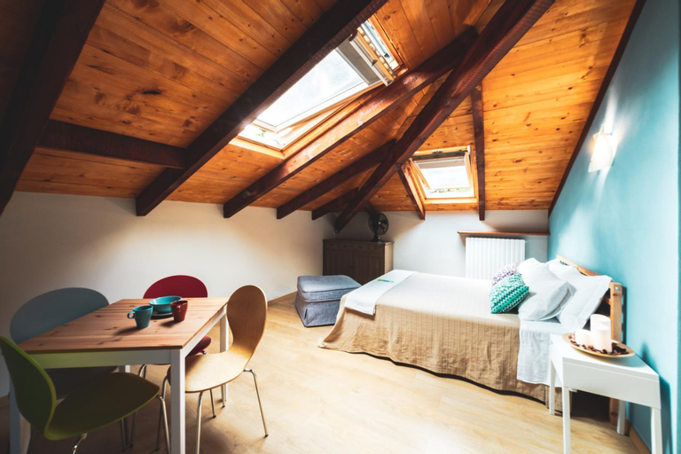 Bedroom 8