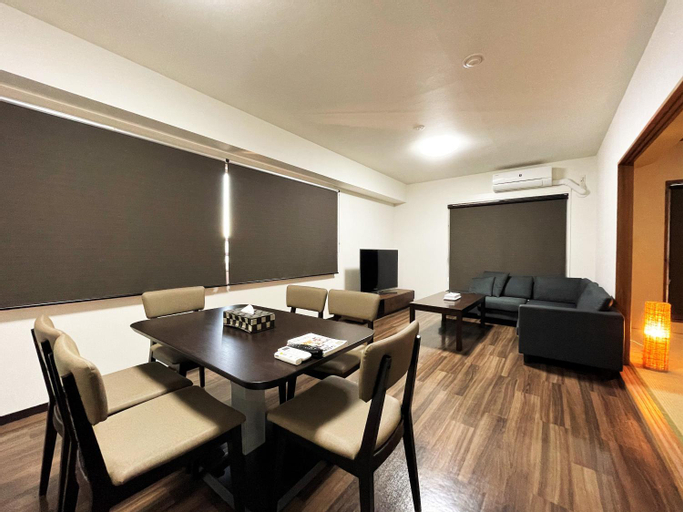 Dining Room 4