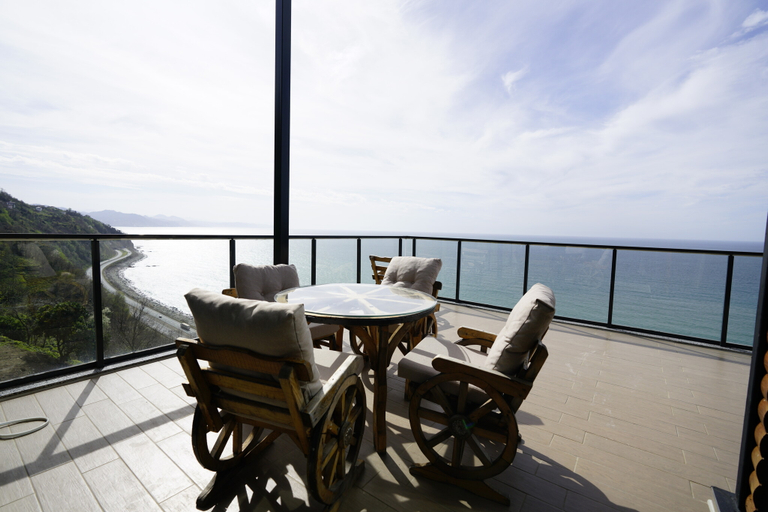 Exterior & Views 5, Ve-nek Villa Suit, Pazar