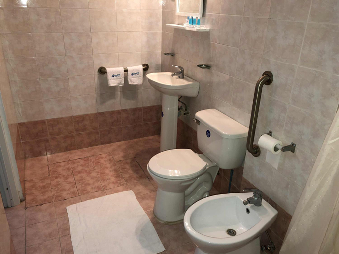 Bathroom 4, Aparta Hotel Azzurra, Boca Chica