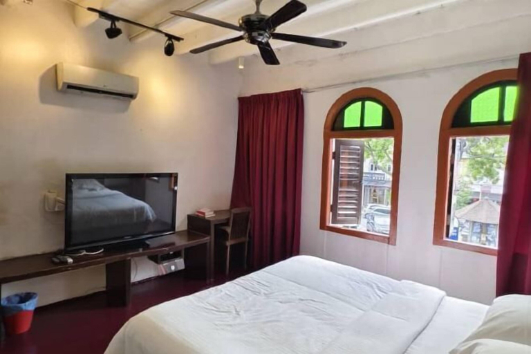 Bedroom 26