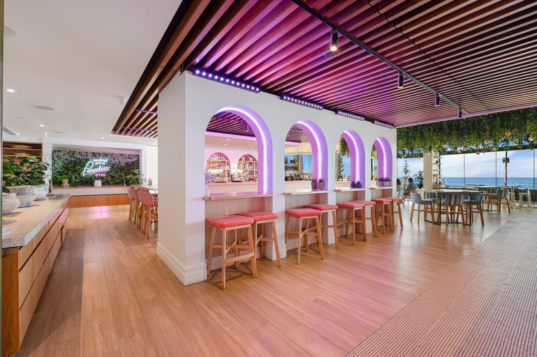 Food & Drinks 3, Soul Luxury Ocean View apartment 3BRM, Gold Coast