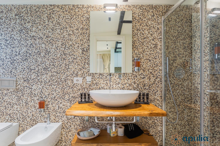 Bathroom 5, Zema Home by Apulia Accommodation, Bari