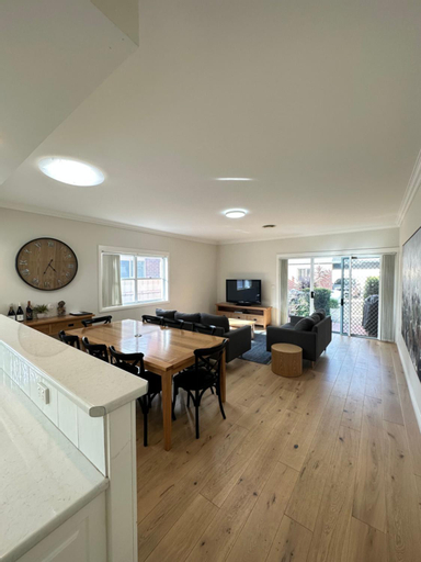 Dining Room 11