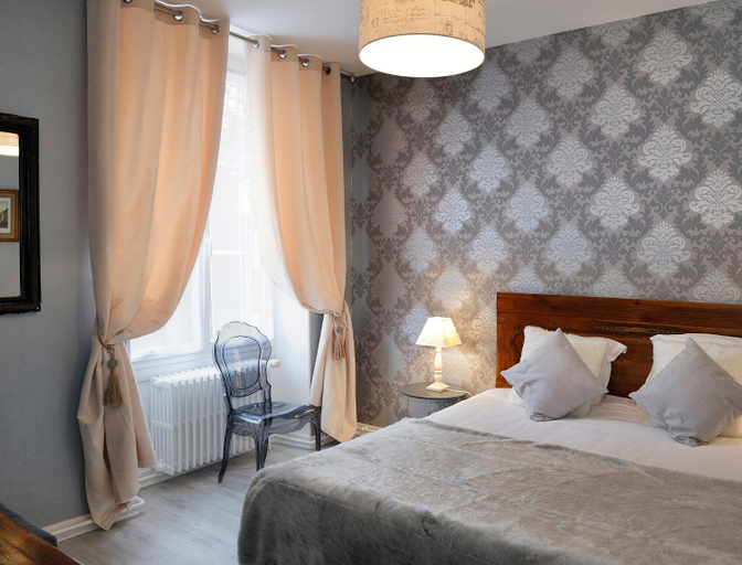 Bedroom 8