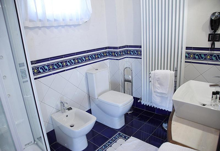 Bathroom 3, Park Hotel Villa Carpenada, Belluno