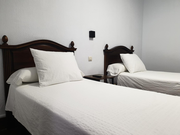 Others 5, Hostal Cuzco, Cáceres