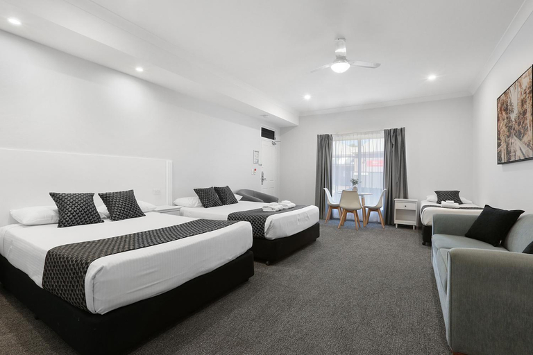 Bedroom 5