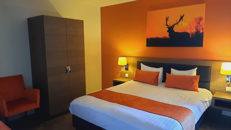Bedroom 24