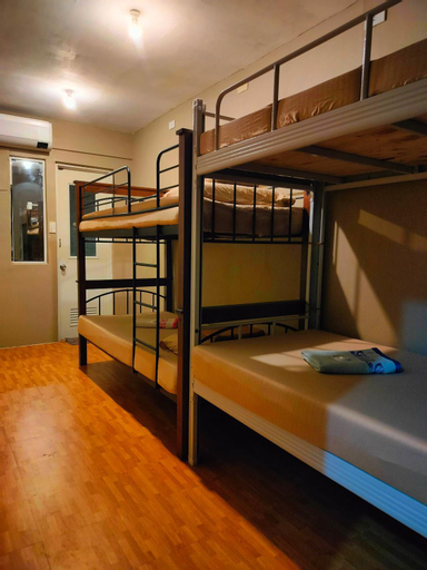 Bedroom 13