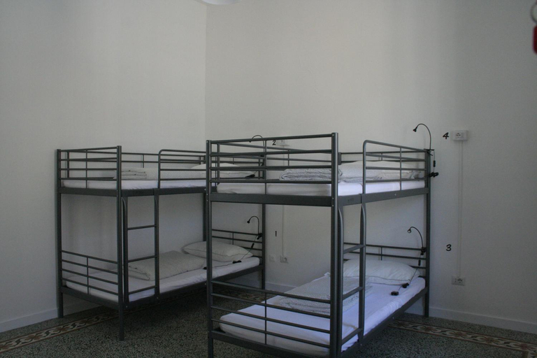 Bedroom 4, URBAN OASIS HOSTEL, Lecce