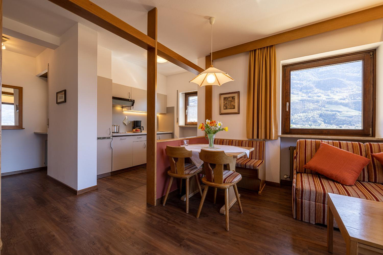 Others 4, Residence Pollingerhof, Bolzano