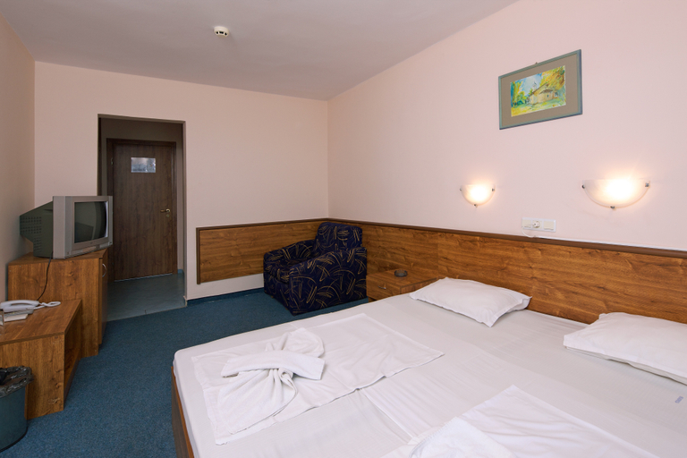 Bedroom 3, MPM Condor Hotel, Nesebar