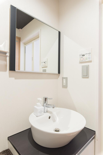 Bathroom 26