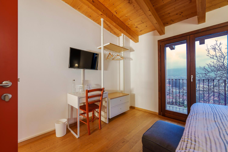 Others 5, Bergamo bnb, Bergamo