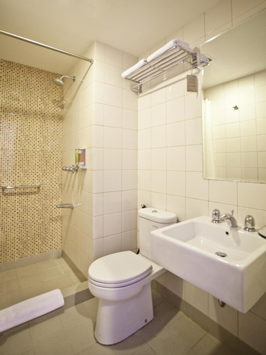 Bathroom 21