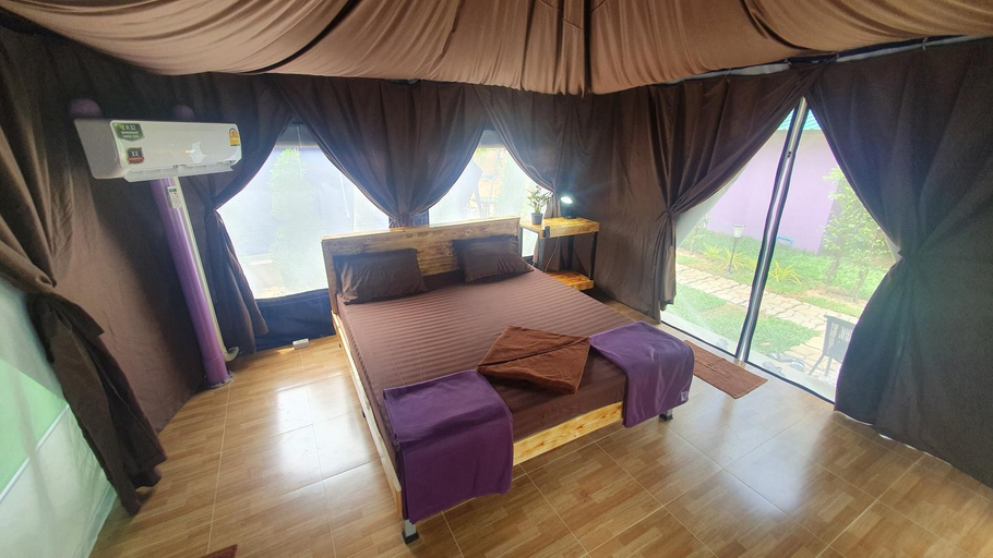Bedroom 16