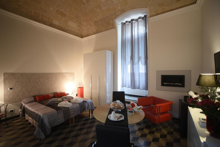 Others 3, Da Noi Due, Taranto