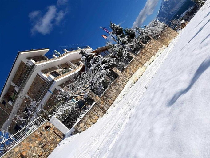 Hotel Villa Stone Dream Bar Restaurant, Pogradecit
