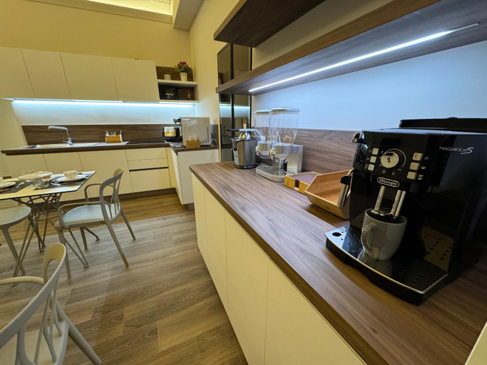 Food & Drinks 5, B&B Palazzo Croghan, Foggia