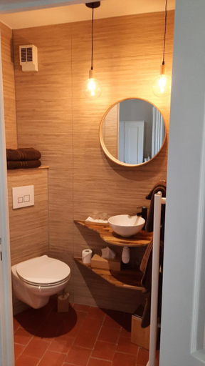 Bathroom 2, Chambres d'hotes Belle Vigneronne, Hérault