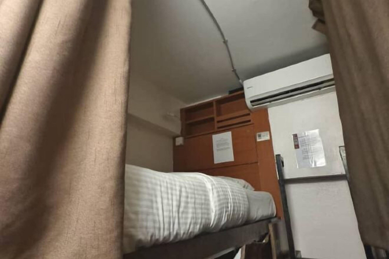 Bedroom 30