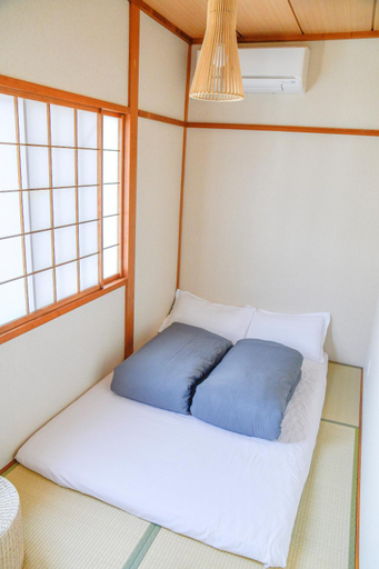 Bedroom 2, Guesthouse Hakuka, Kanazawa