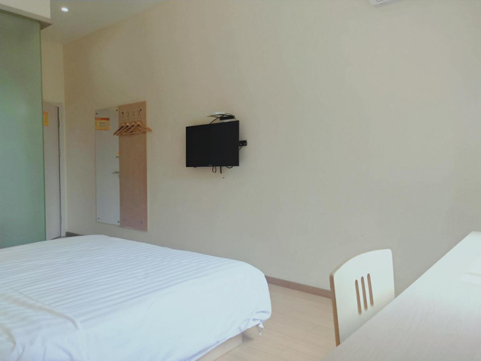 Bedroom 3, 7 Days Inn Nanjing Jiangjun Avenue Hehai University Metro Station, Nanjing