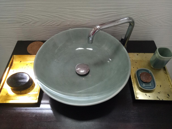 Bathroom 4, Le Passe-Temps, Mueang Krabi